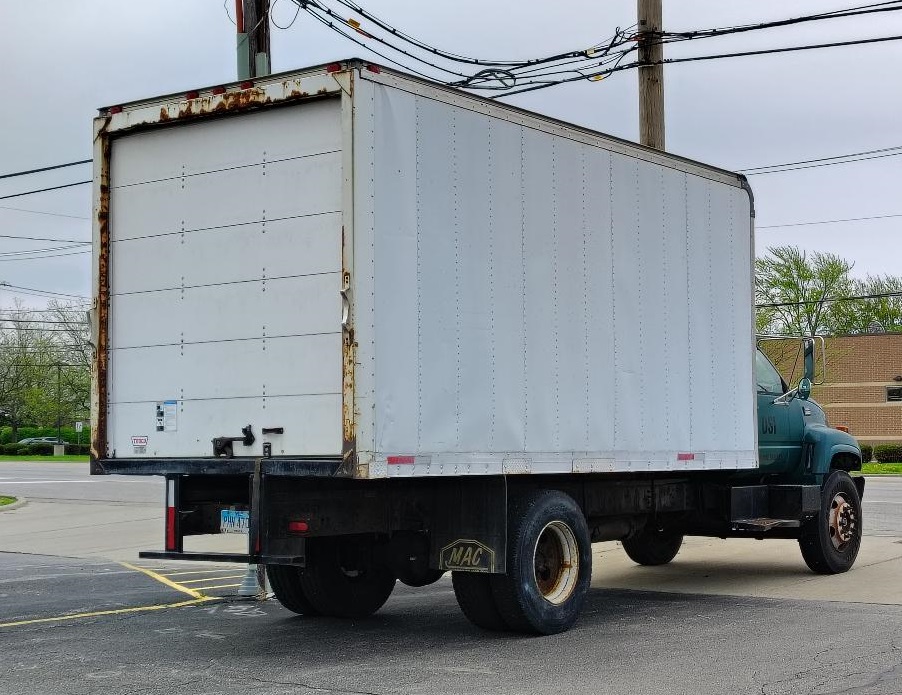 1998 GMC C6500 - Image 7